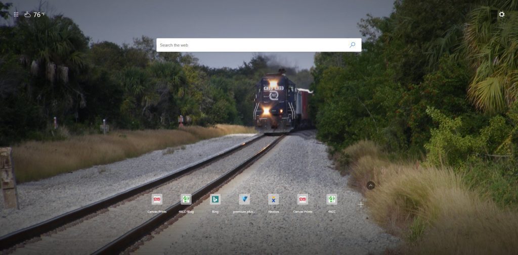 Screenshot of my Edge New Tab page with my own photo.